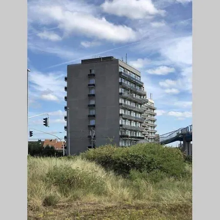 Astrid At 100 Meter From Sea With Parking Place Apartamento Bredene