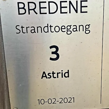 Astrid At 100 Meter From Sea *
