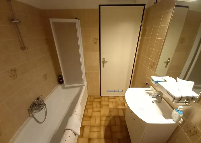 아파트 Astrid At 100 Meter From Sea With Parking Place *